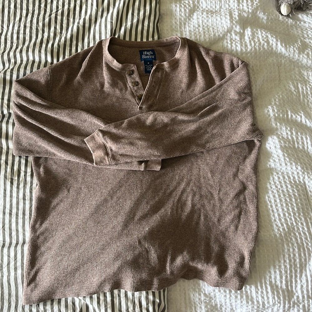 Light brown quarter button down